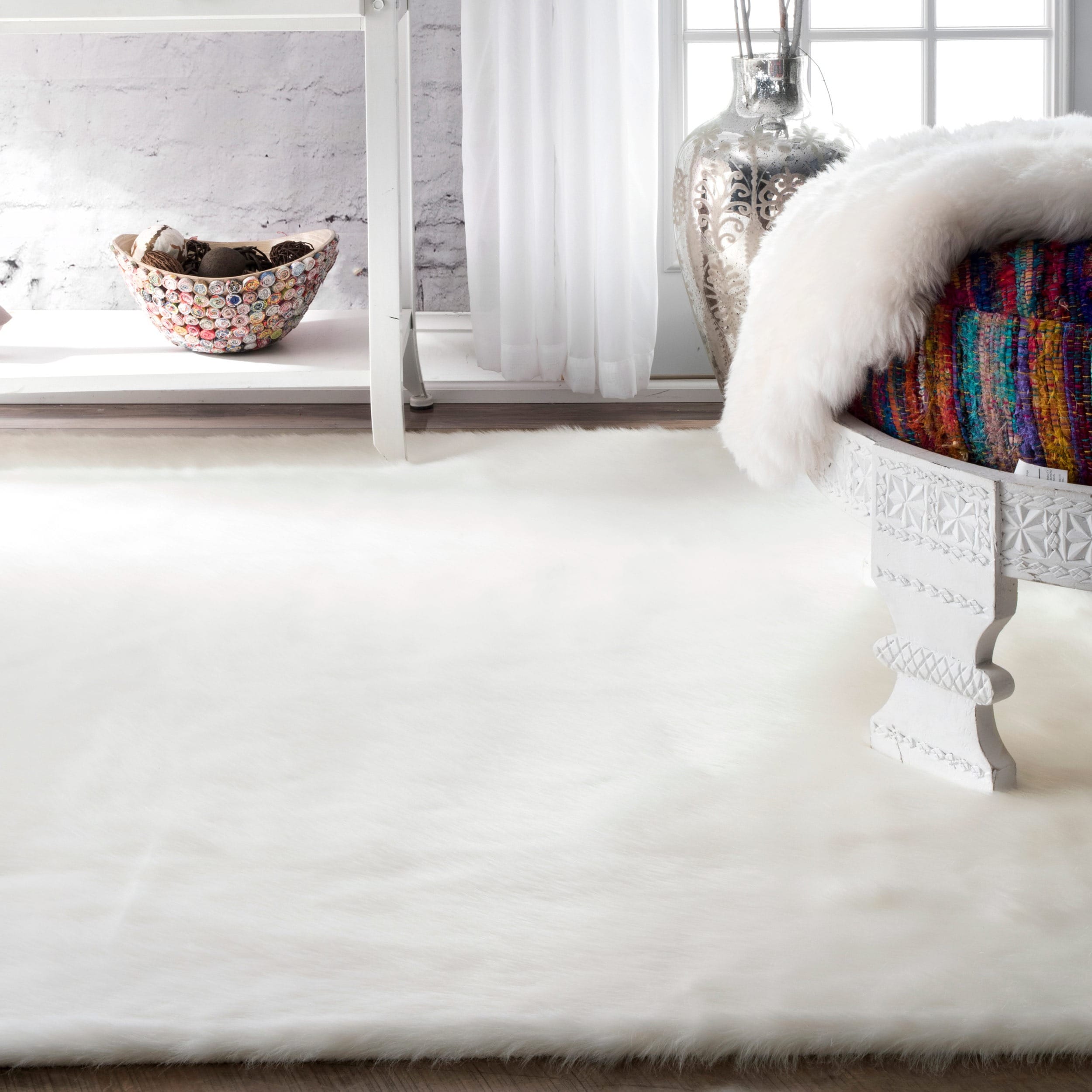 Silver Orchid Rus Cozy Soft And Plush Faux Sheepskin Solid Silver Orchid Rus Cozy Soft And Plush Faux Sheepskin Solid White Rug 5
