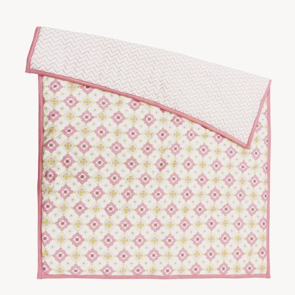 slide 1 of 1, Petit Nest Penelope Knit Jersey Coverlet