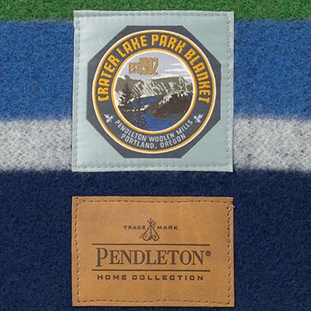 https://ak1.ostkcdn.com/images/products/11409076/PENDLETON-50750-CRATER-LAKE-QUEEN-BLANKET-e3f45df4-9a24-4c61-921e-326ab9c6afc6_1000.jpg