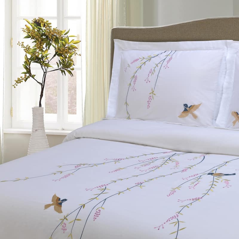 Superior Spring 3-piece Embroidered Cotton Duvet Cover Set