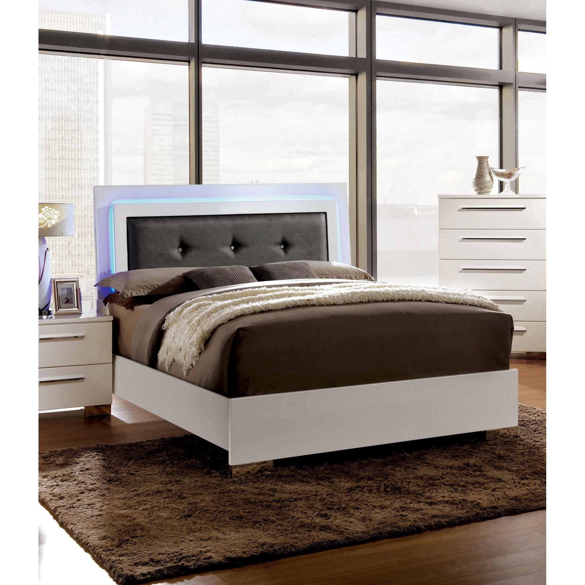 Furniture of America Rema Modern White Faux Leather Padded Bed