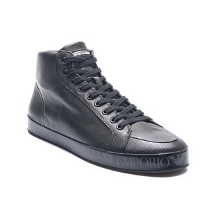 Prada Men's Black Leather Thong Sandals - 11157080 - Overstock.com ...