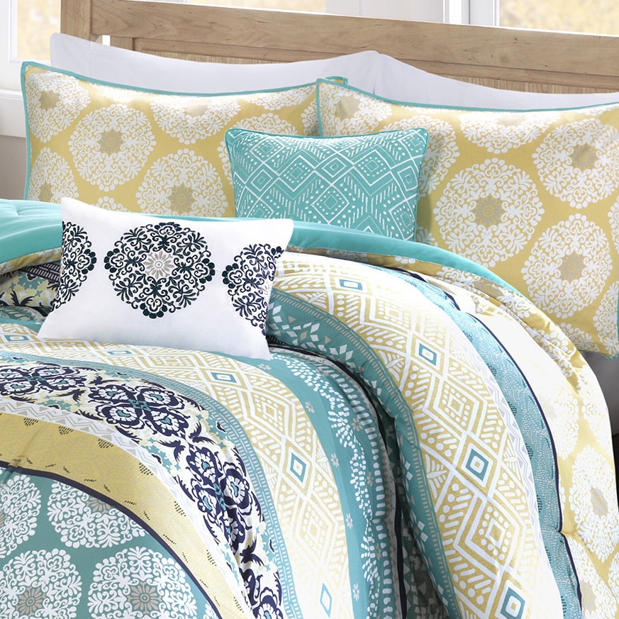 Shop Intelligent Design Celeste 5 Piece Comforter Set On Sale