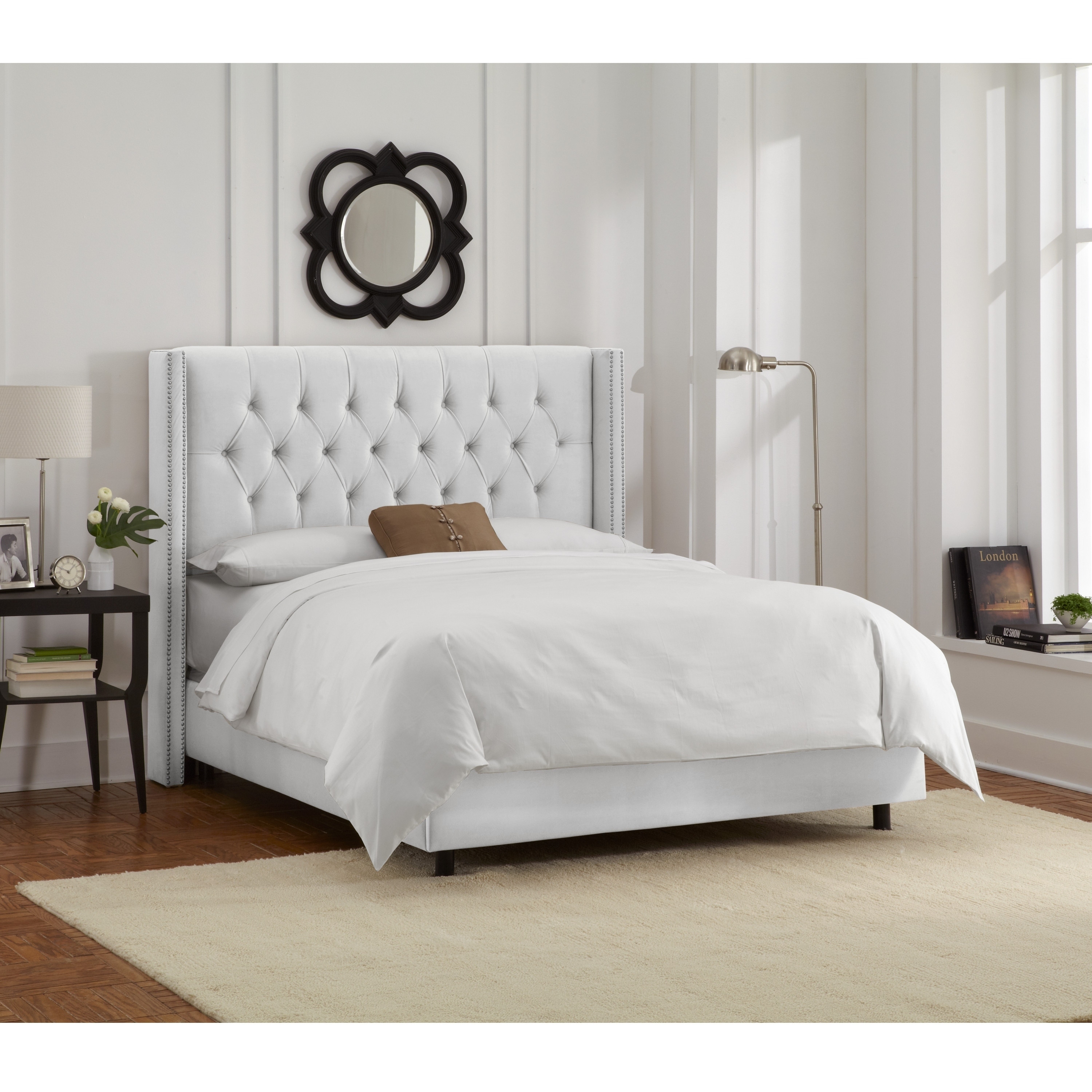 white tufted bedspread