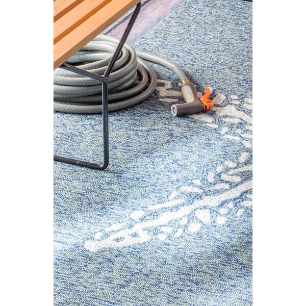 Brooklyn Rug Co Handmade Coastal Giant Starfish Indoor/ Outdoor Dark ...