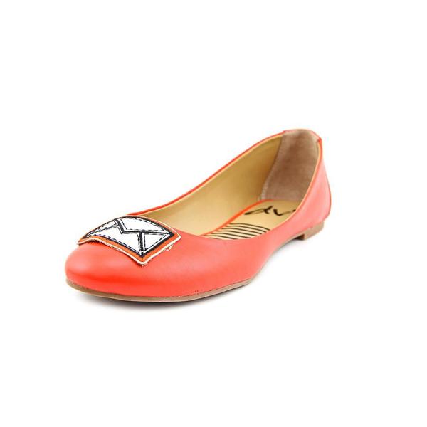 dv8 shoes dolce vita