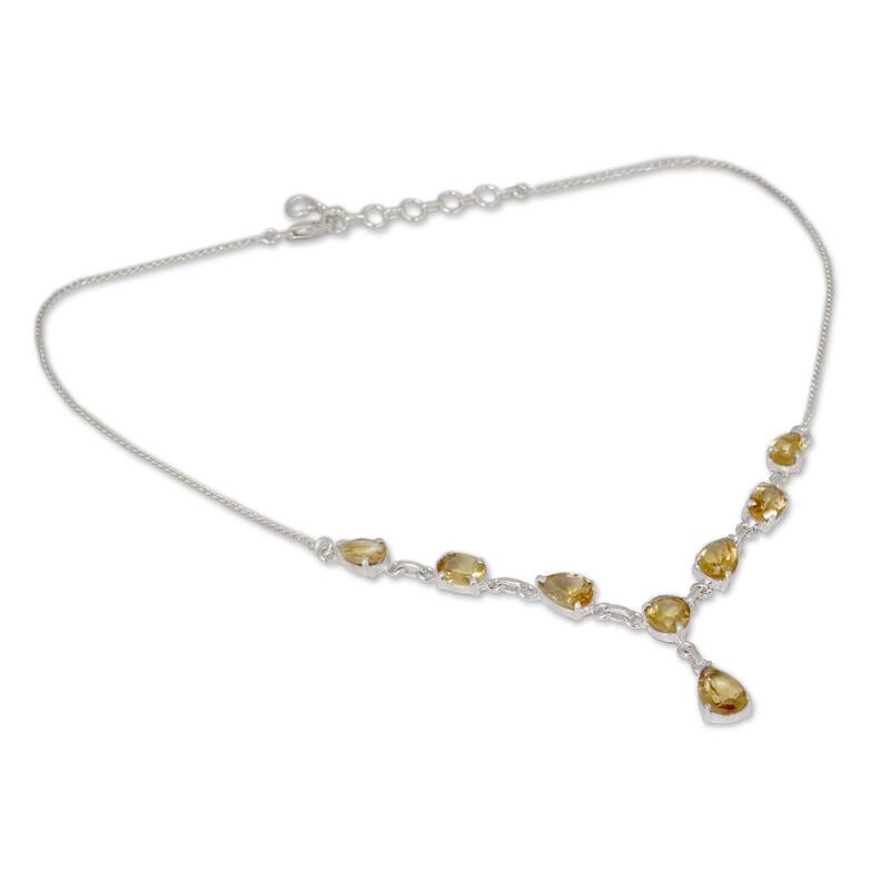 Handmade Sterling Silver 'Golden Princess' Citrine Necklace (India) - 7'6" x 9'6"