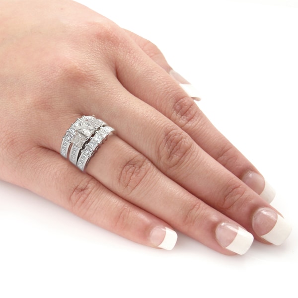 Auriya 14k Gold 4ct TDW Certified Princess-cut Diamond 3-Stone 3-piece Bridal Ring Set
