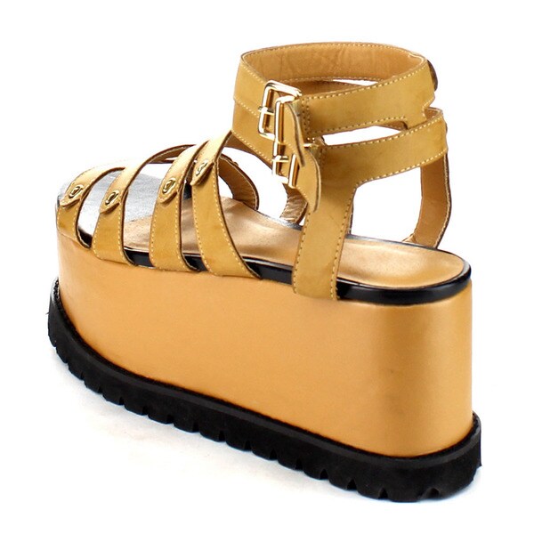 tan flatform sandals