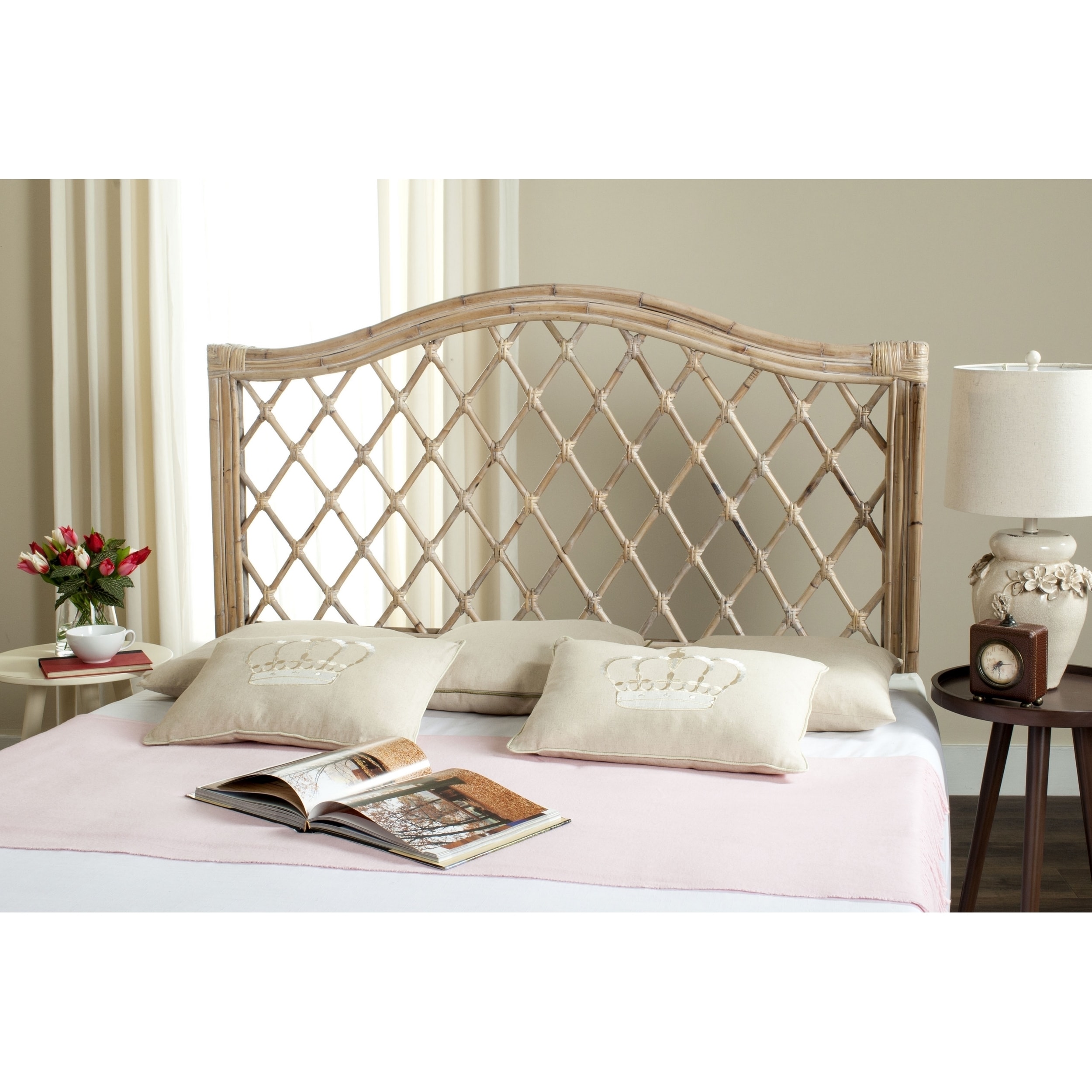 Shop Safavieh Gabrielle White Washed Rattan Wicker Trellis