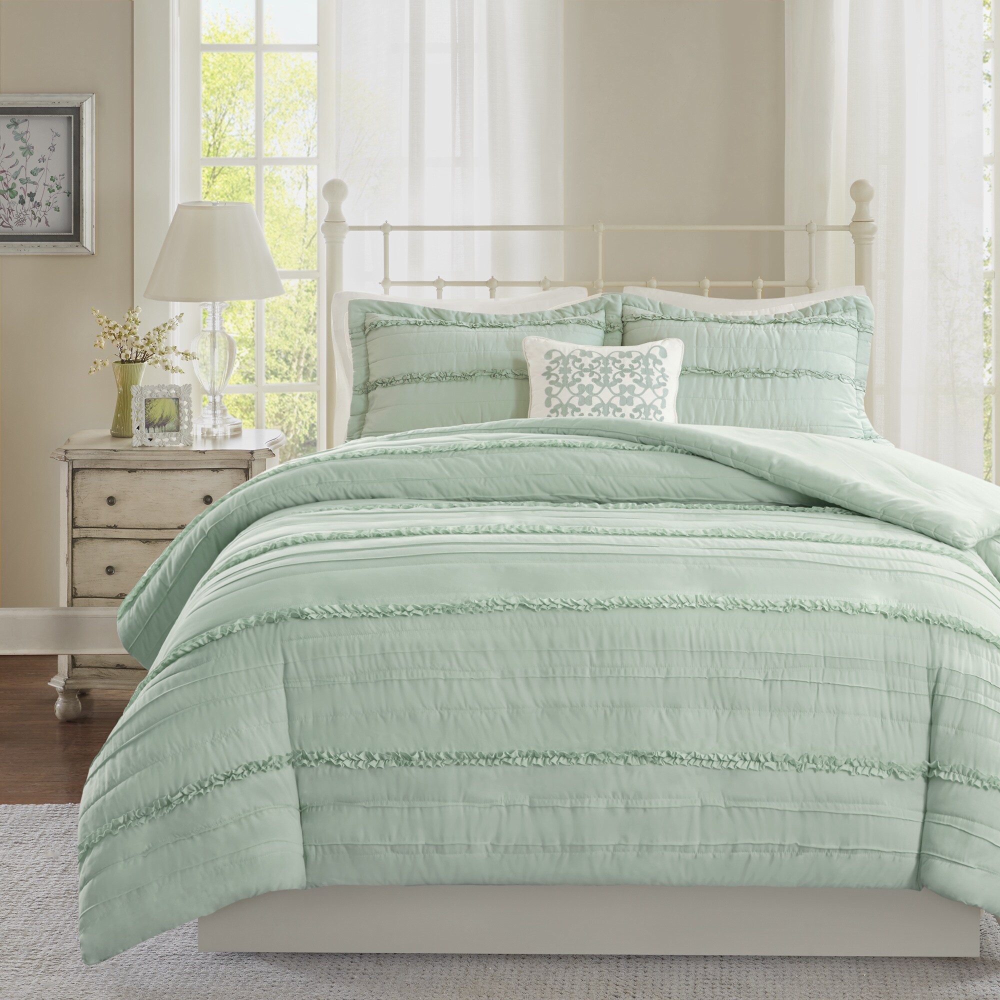 Shop Madison Park Isabella 2 In 1 Green Duvet Cover Coverlet Set