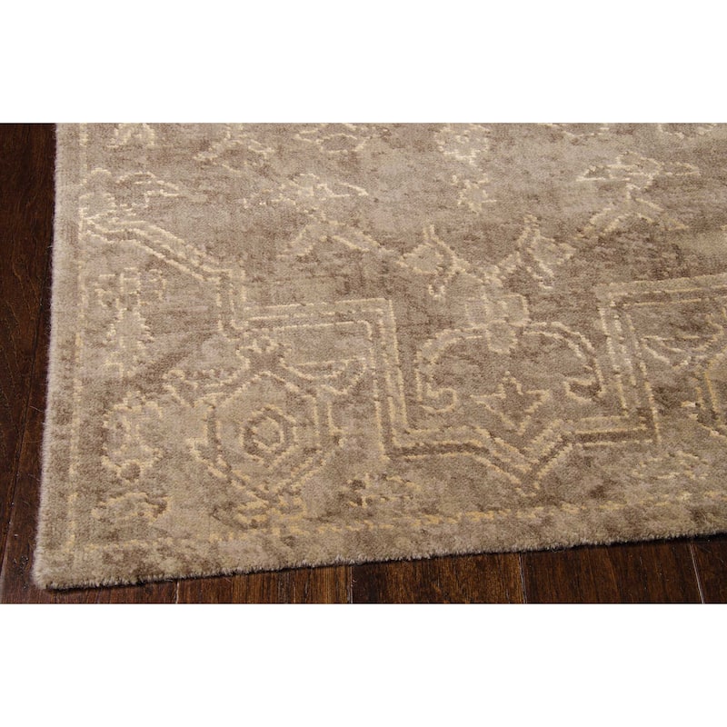 Nourison Silken Allure SLK15 Area Rug