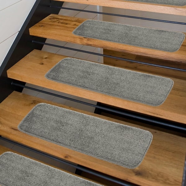 15 Skid-Resistant Stair Treads, 16 Colors/4 Sizes