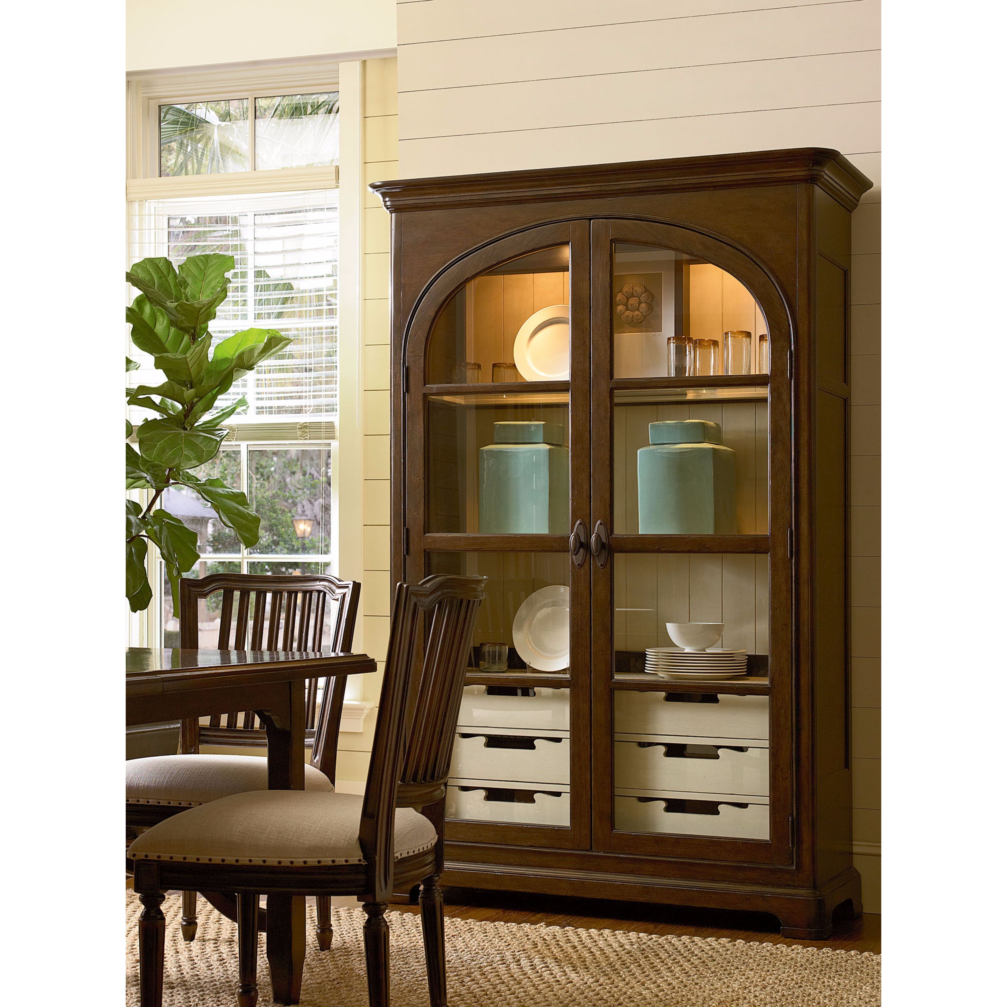 Amazon Com Paula Deen River House Paulas Best Dishes Pantry Oyster Shell Furniture Decor