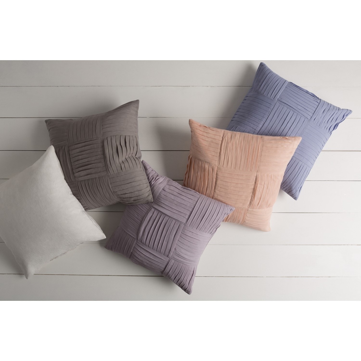 Decorative Cassadee 22-inch Feather Down or Poly Filled Throw Pillow