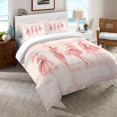 Laural Home Pink Fashion Divas Comforter