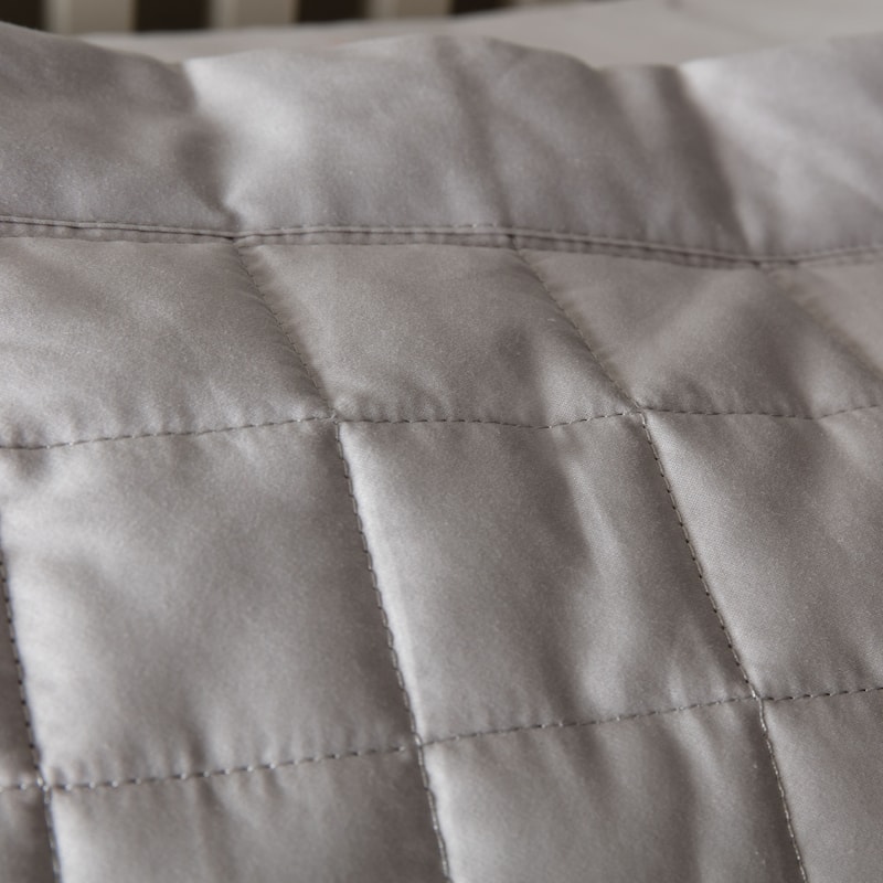 Sensation Quilted Sham