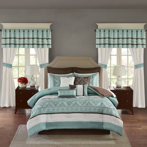 Madison Park Essentials Katarina Seafoam 24-piece Room In A Bag with Window Panel and Sheet Set
