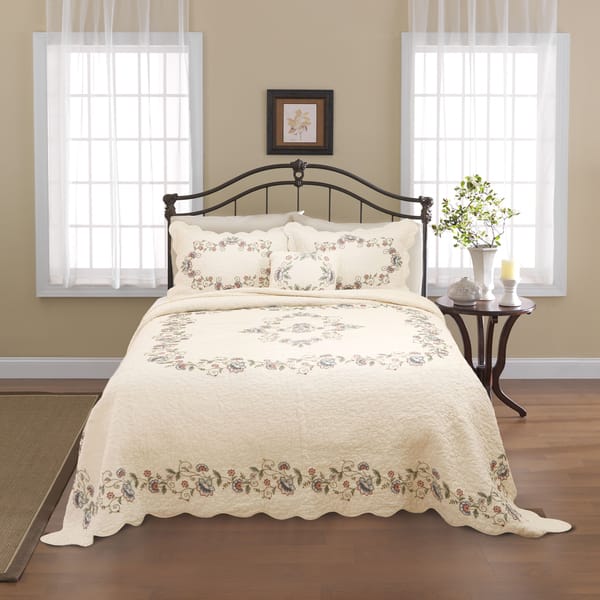 Nostalgia Home Calantha Cotton Scallop Edge Bedspread (As Is Item ...