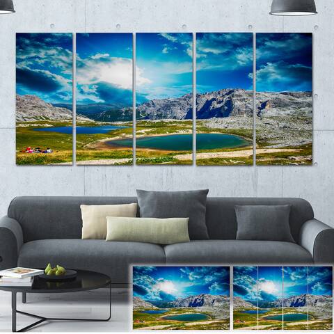 Designart "Sunset over Alpine Lakes" Landscape Photo Canvas Print - Green