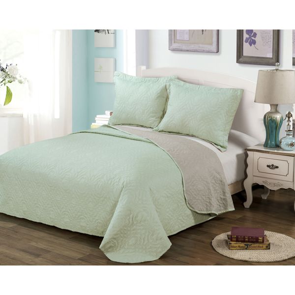 Solid Reversible Mint/ Camel 3 piece Quilt Set   18593930  