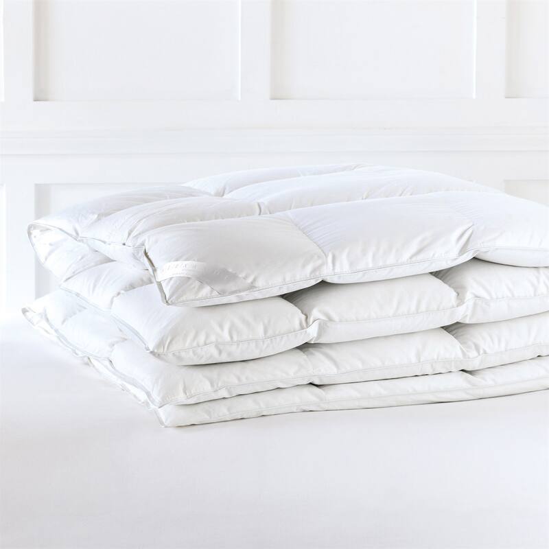 Alexander Comforts Surrey White Lightweight Hungarian White Goose Down Comforter - Full