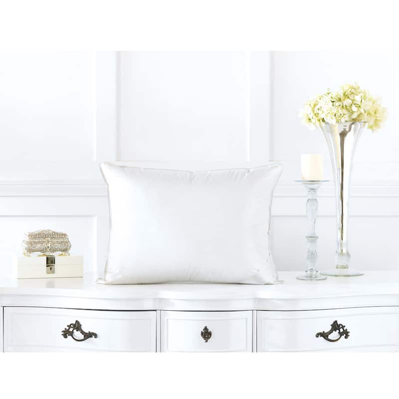 Alexander Comforts Cambridge Medium Firm White Goose Down Pillow