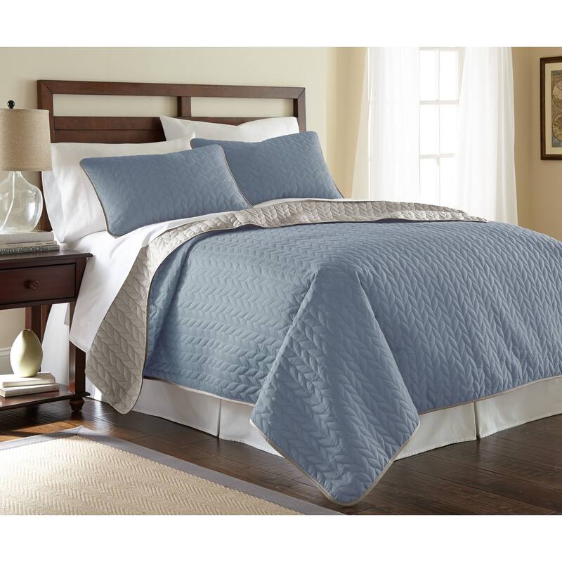 Modern Threads Leaf Solid Reversible Quilted 3-Piece Coverlet Set