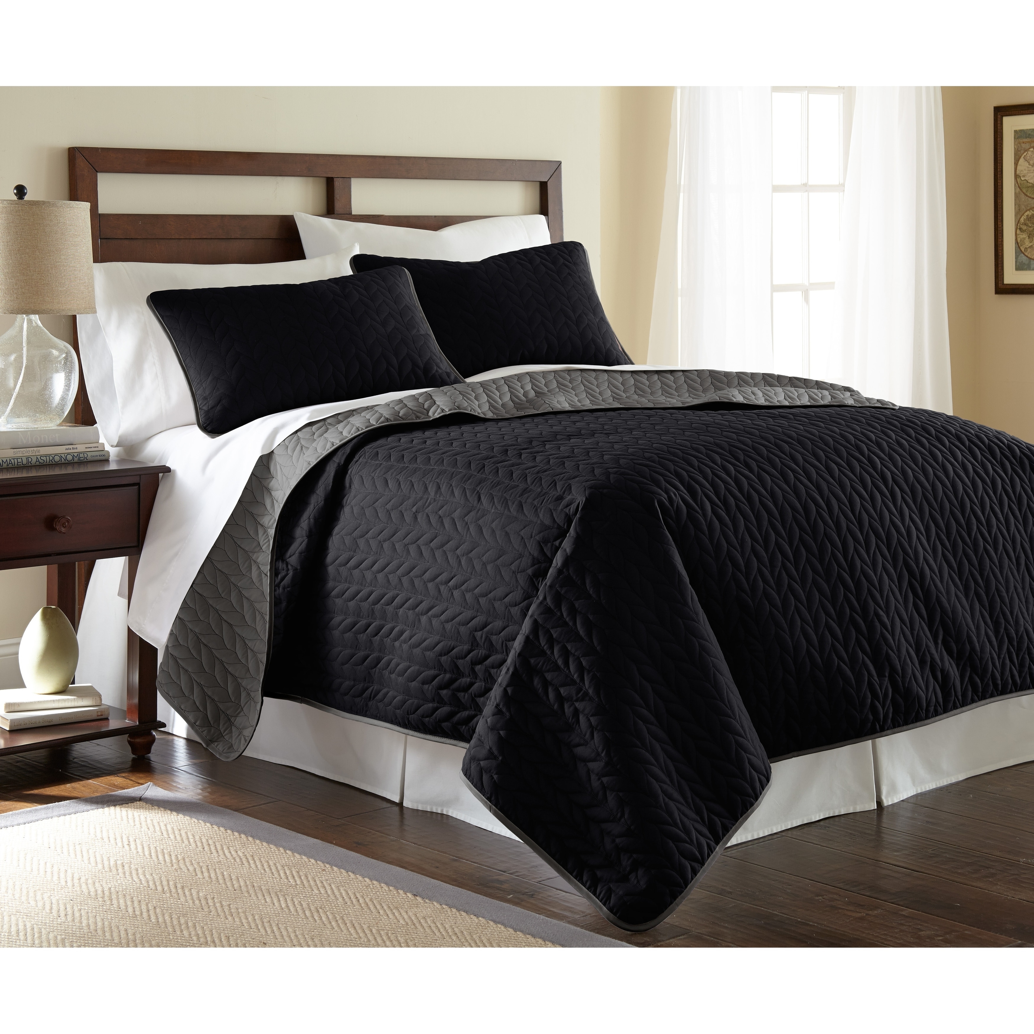 Reversible Quilted Bedspread Embossed 3-Piece Coverlet Bed Set Black & Silver 