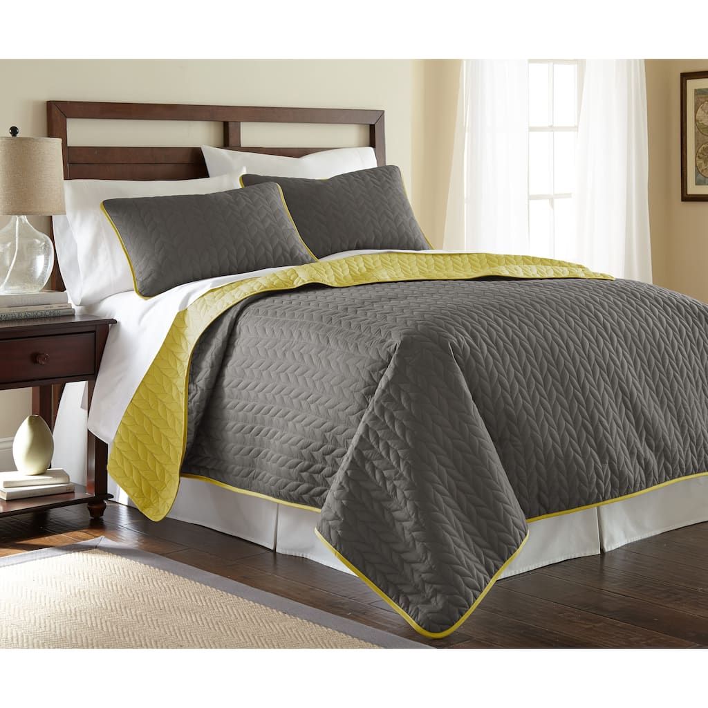 Modern Threads Leaf Solid Reversible Quilted 3-Piece Coverlet Set