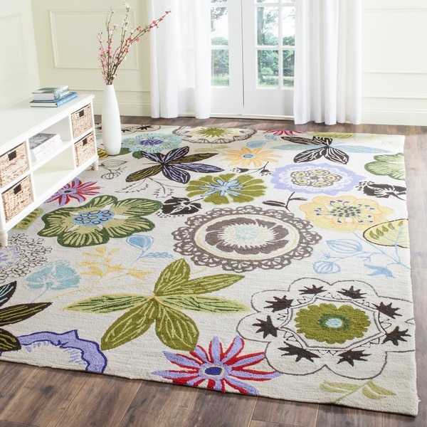 Safavieh Hand-Hooked Four Seasons Ivory / Multicolored Polyester Rug - 8' x 10'
