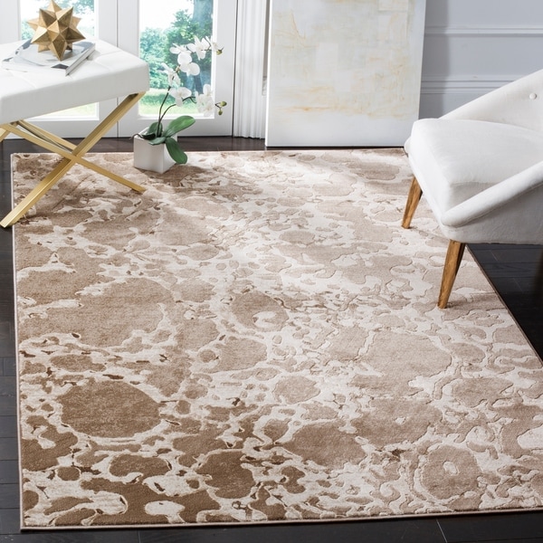 Safavieh Vogue Light Brown Rug - 8' x 10'