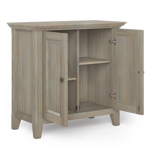 Wyndenhall Halifax Solid Wood 32 Inch Wide Transitional Wyndenhall Halifax Solid Wood 32 Inch Wide Transitional