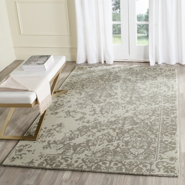 Safavieh Handmade Restoration Vintage Light Sage Wool Distressed Rug - 5' x 8'
