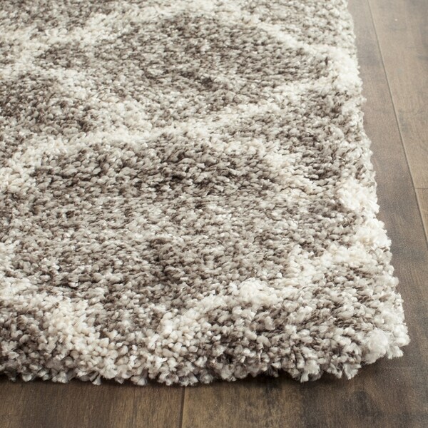 Safavieh Hudson Quatrefoil Glam Shag Grey/ Ivory Accent Rug - 2'3 x 3'9