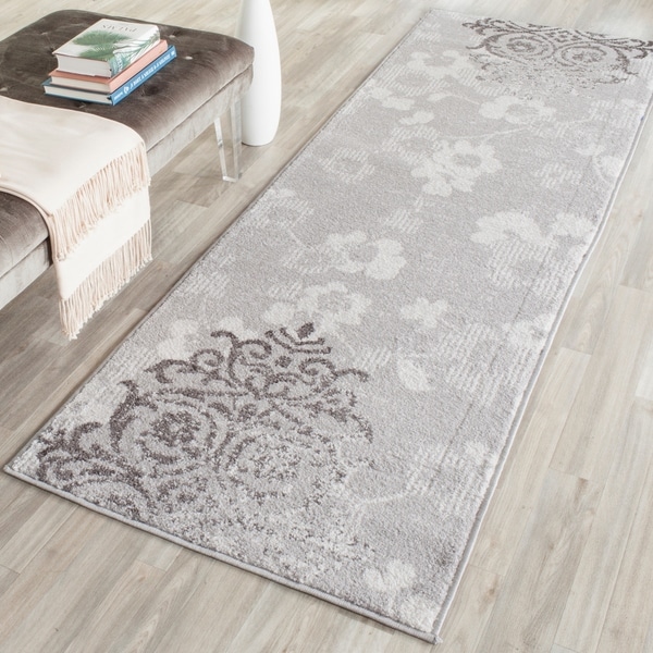 Safavieh Adirondack Vintage Damask Silver/ Ivory Runner Rug - 2'6 x 12'