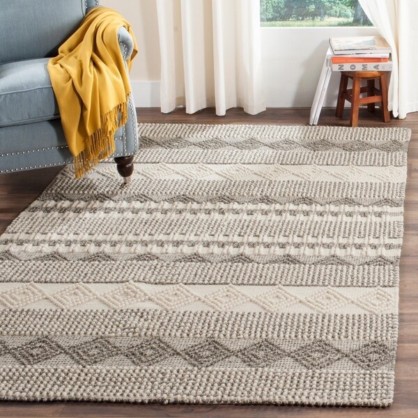 Safavieh Handmade Natura Annedorte Wool Rug