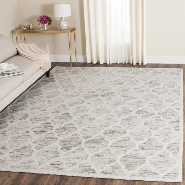 Safavieh Handmade Himalaya Light Brown/ Ivory Geometric Wool Rug - 8' x 10'