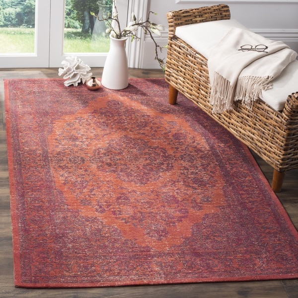 Safavieh Classic Vintage Overdyed Red Cotton Distressed Rug - 8' x 10'