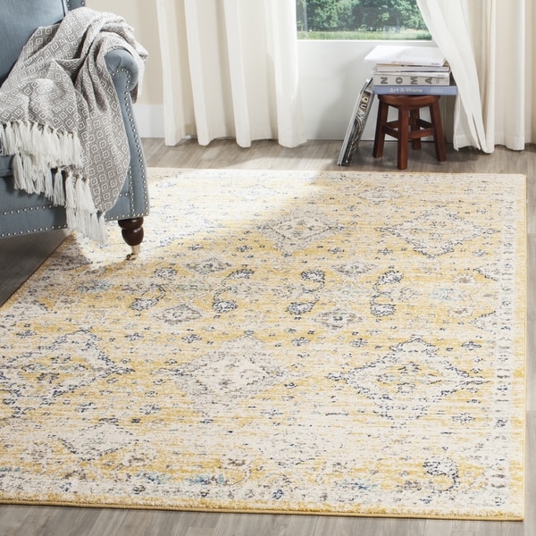 Safavieh Evoke Vintage Gold/ Ivory Distressed Rug - 9' x 12'