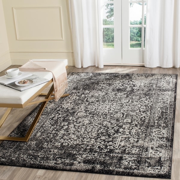 Safavieh Evoke Vintage Oriental Black/ Grey Distressed Rug - 10' x 14'
