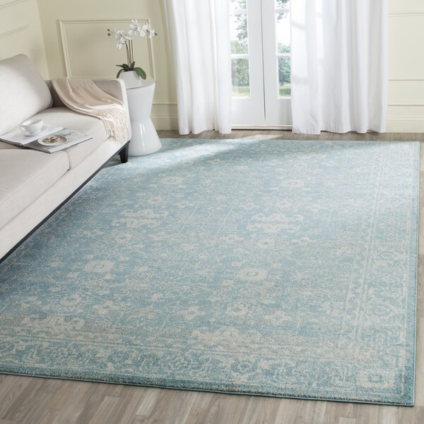 Safavieh Evoke Vintage Oriental Light Blue/ Ivory Distressed Rug (8' x 10')
