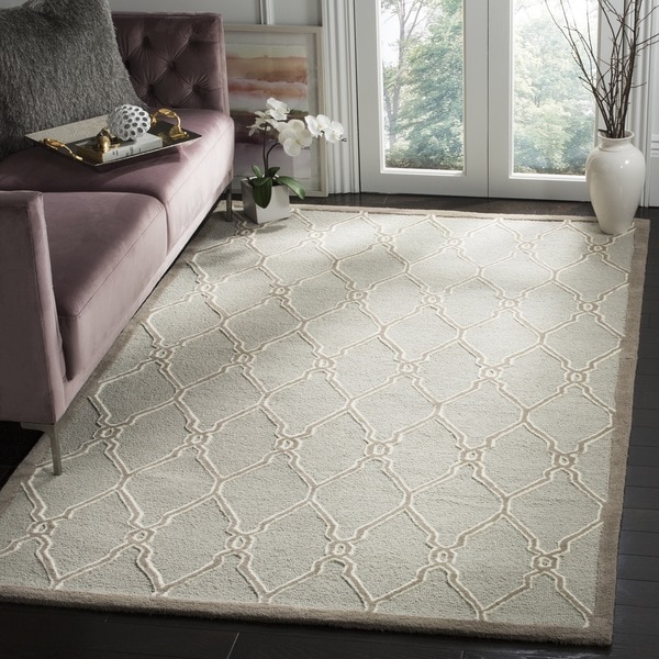 Safavieh Handmade Cambridge Light Grey/ Ivory Wool Rug - 9' x 12'
