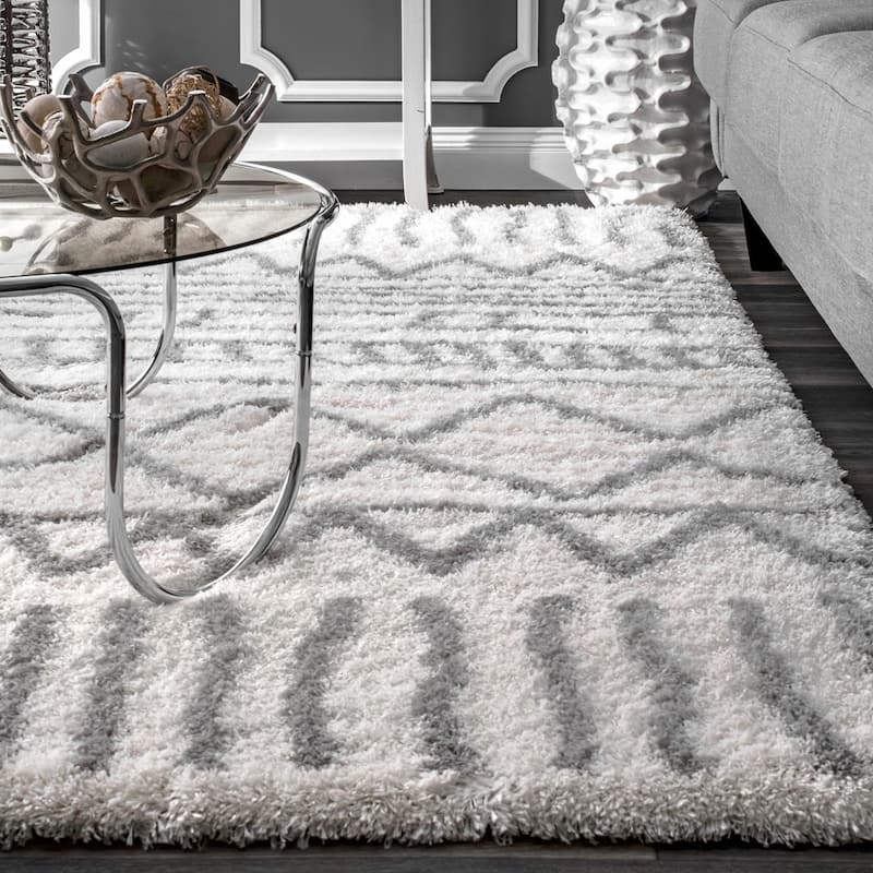 Nuloom Cloudy Shag Moroccan Geometric Grey Rug