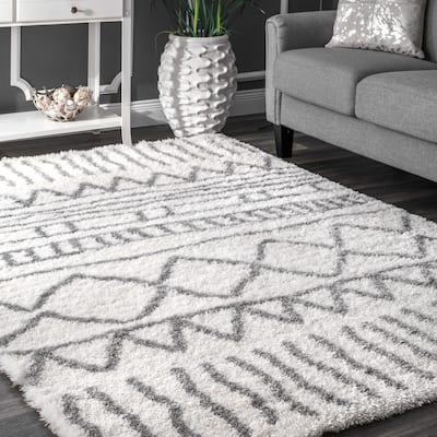 Brooklyn Rug Co Cloudy Shag Moroccan Geometric Grey Rug