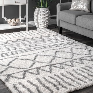 The Curated Nomad Delmar Moroccan Trellis White Shag Rug - 7' 10 x 10'