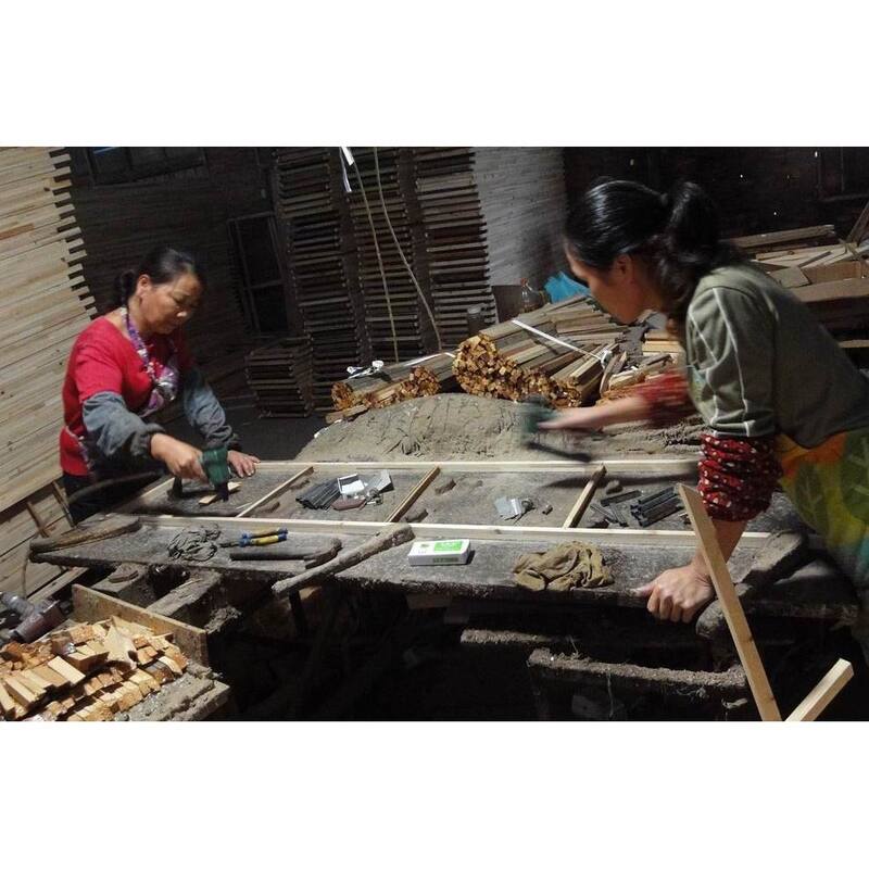 Handmade 84-inch Double-cross Wood/Rice-paper Shoji Screen (China)