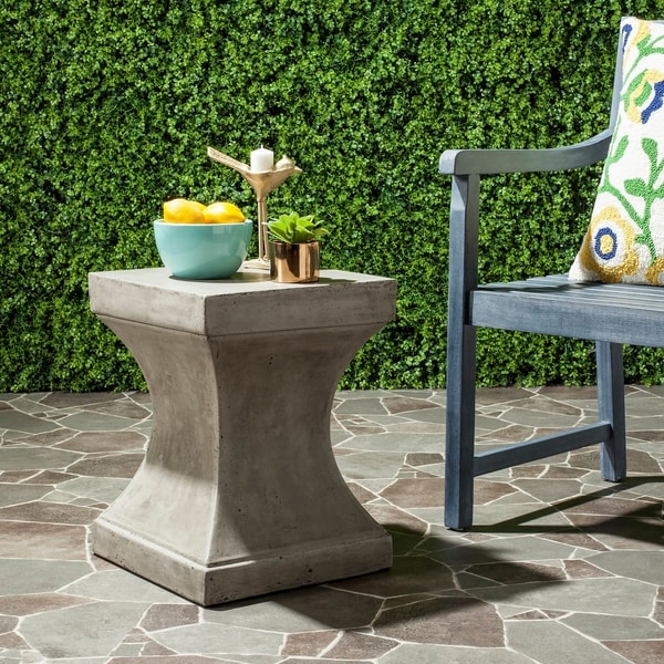 Safavieh Curby Concrete Indoor/ Outdoor Accent Table (Dark Grey) - 13.7" x 13.7" x 17.7"