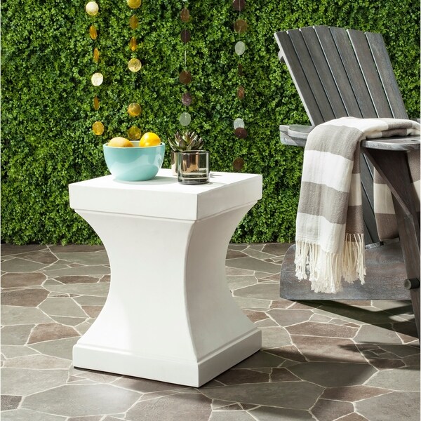 Safavieh Curby Concrete Indoor/ Outdoor Accent Table (Ivory) - 13.7" x 13.7" x 17.7"