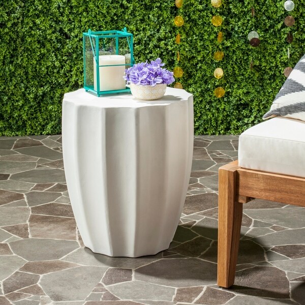 Safavieh Jaslyn Concrete Indoor/ Outdoor Accent Table (Ivory) - 15.3" x 15.3" x 17.7"